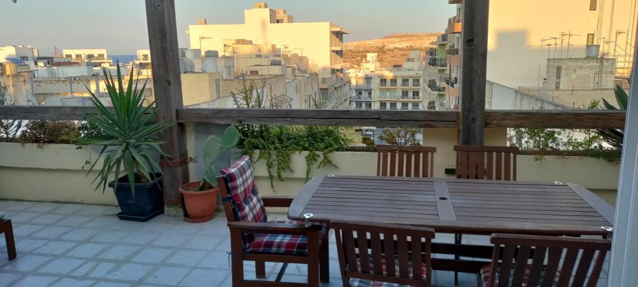 Apartment 110 Sq.m. Stunning Penthouse With Large Terrace *