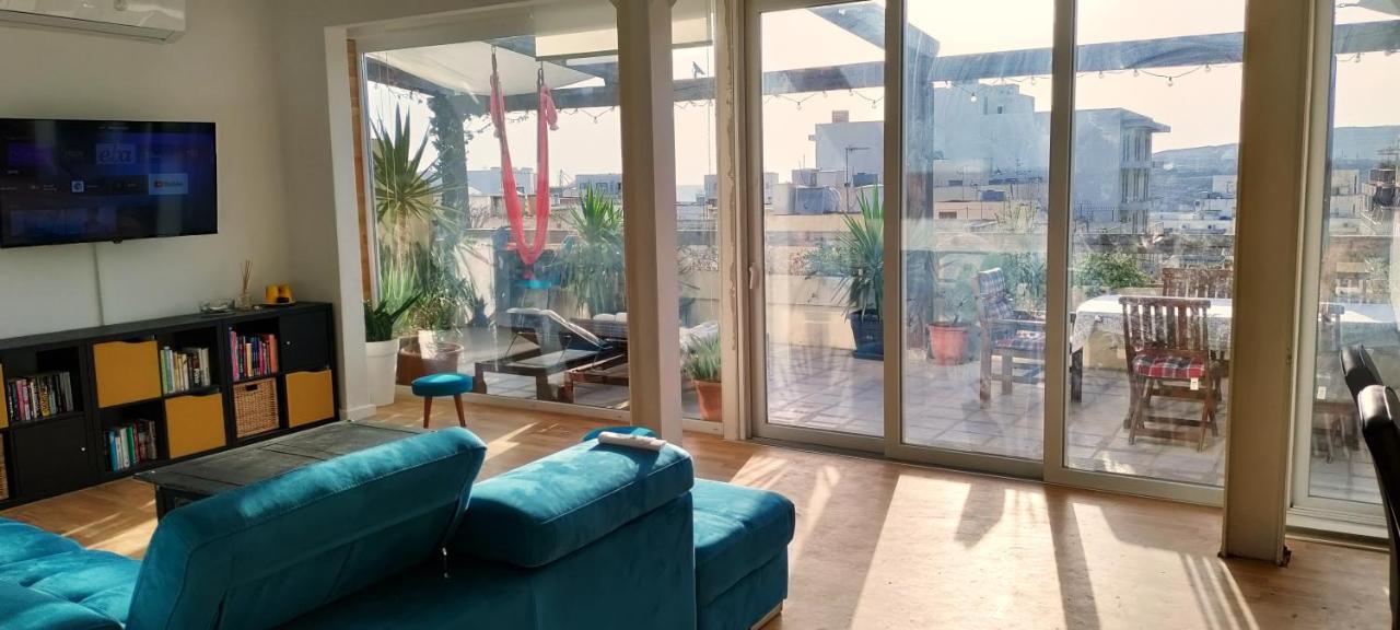 110 Sq.m. Stunning Penthouse With Large Terrace * St. Paul's Bay